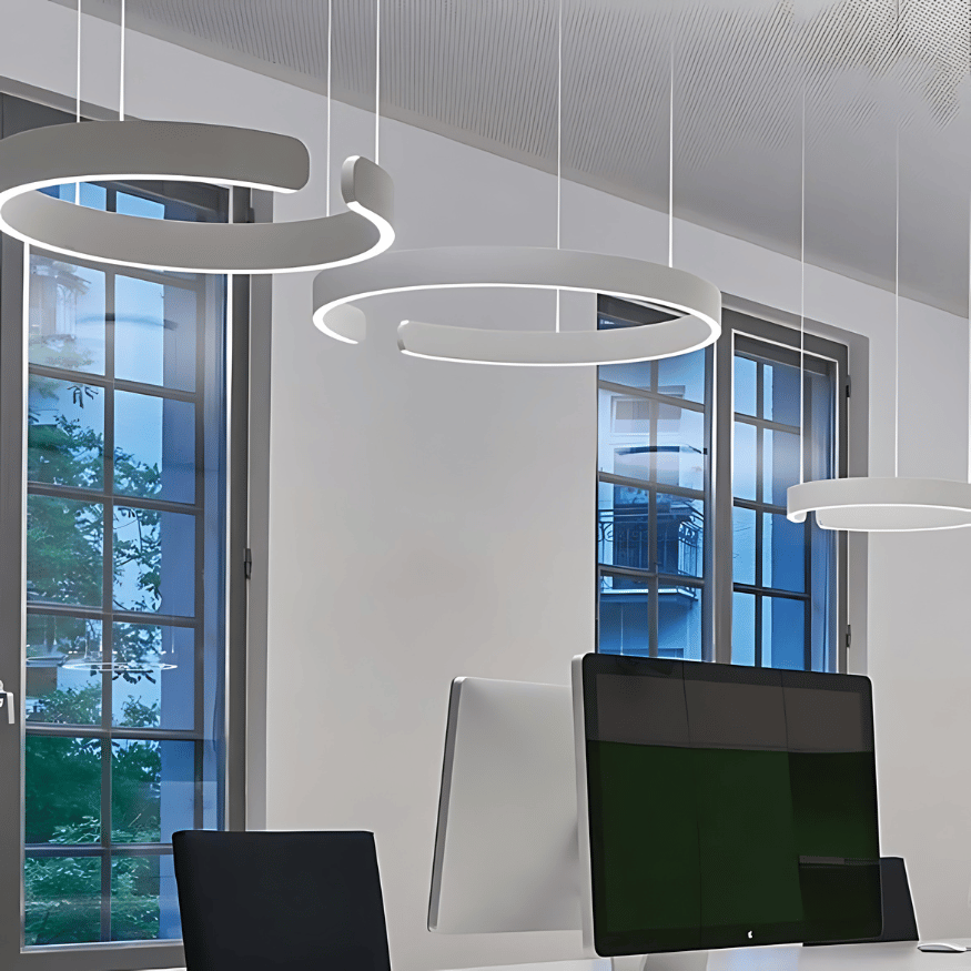 ENDURA CHANDELIER