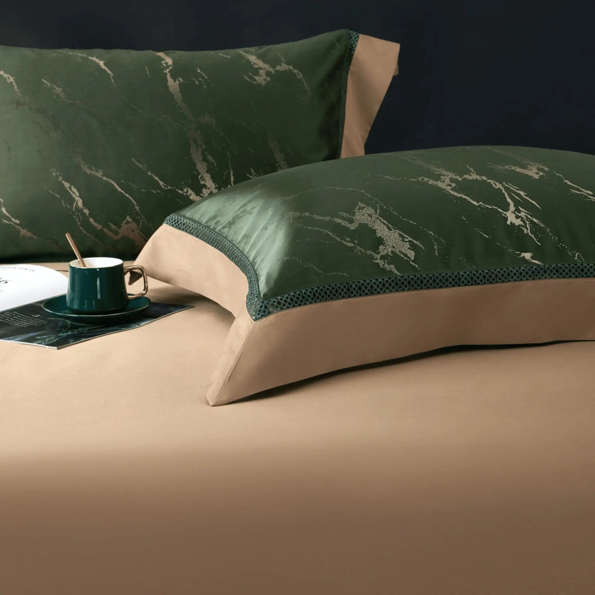 ROYAL EMERALD 1400 THREAD COUNT DUVET COVER &amp; SHAMS