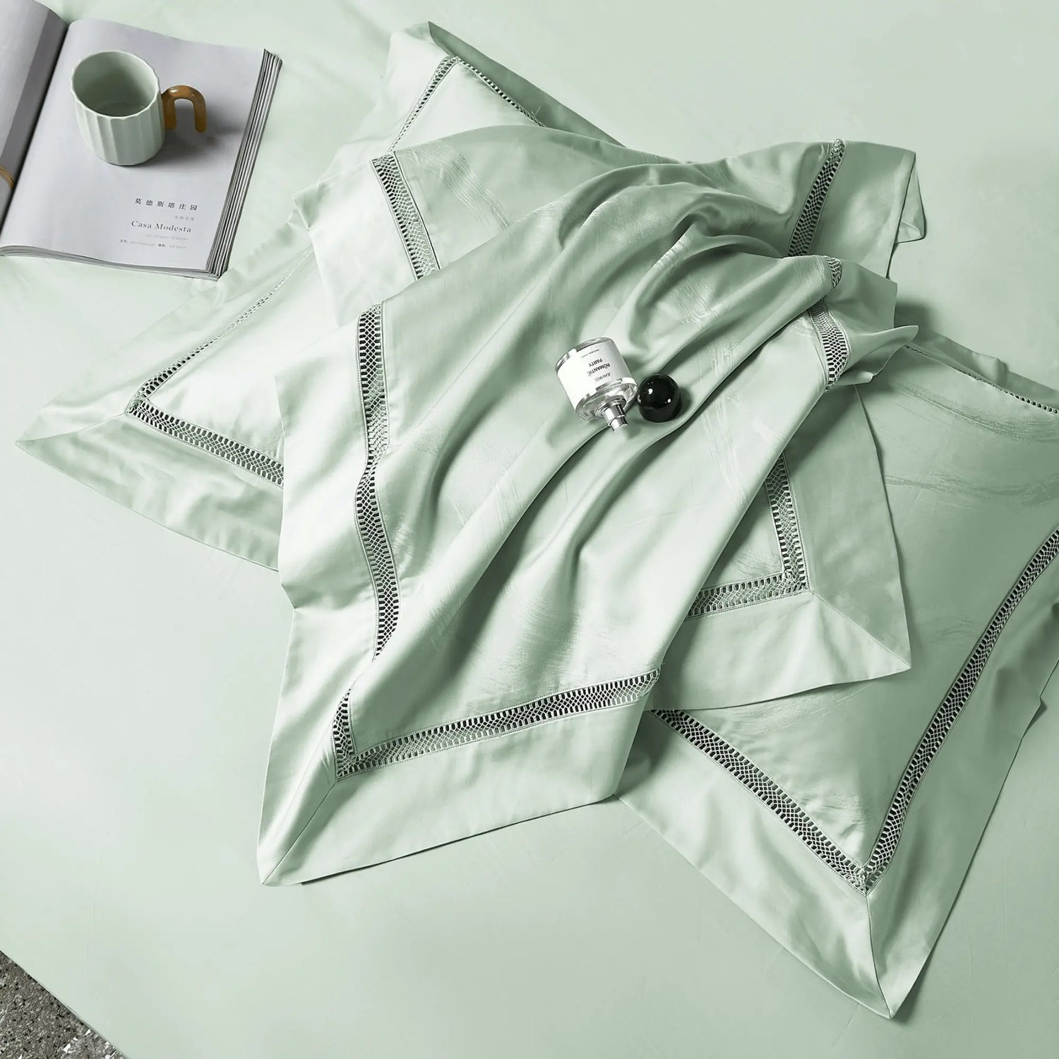 PISTACHIO ELEGANCE 1000 THREAD COUNT DUVET COVER &amp; SHAMS