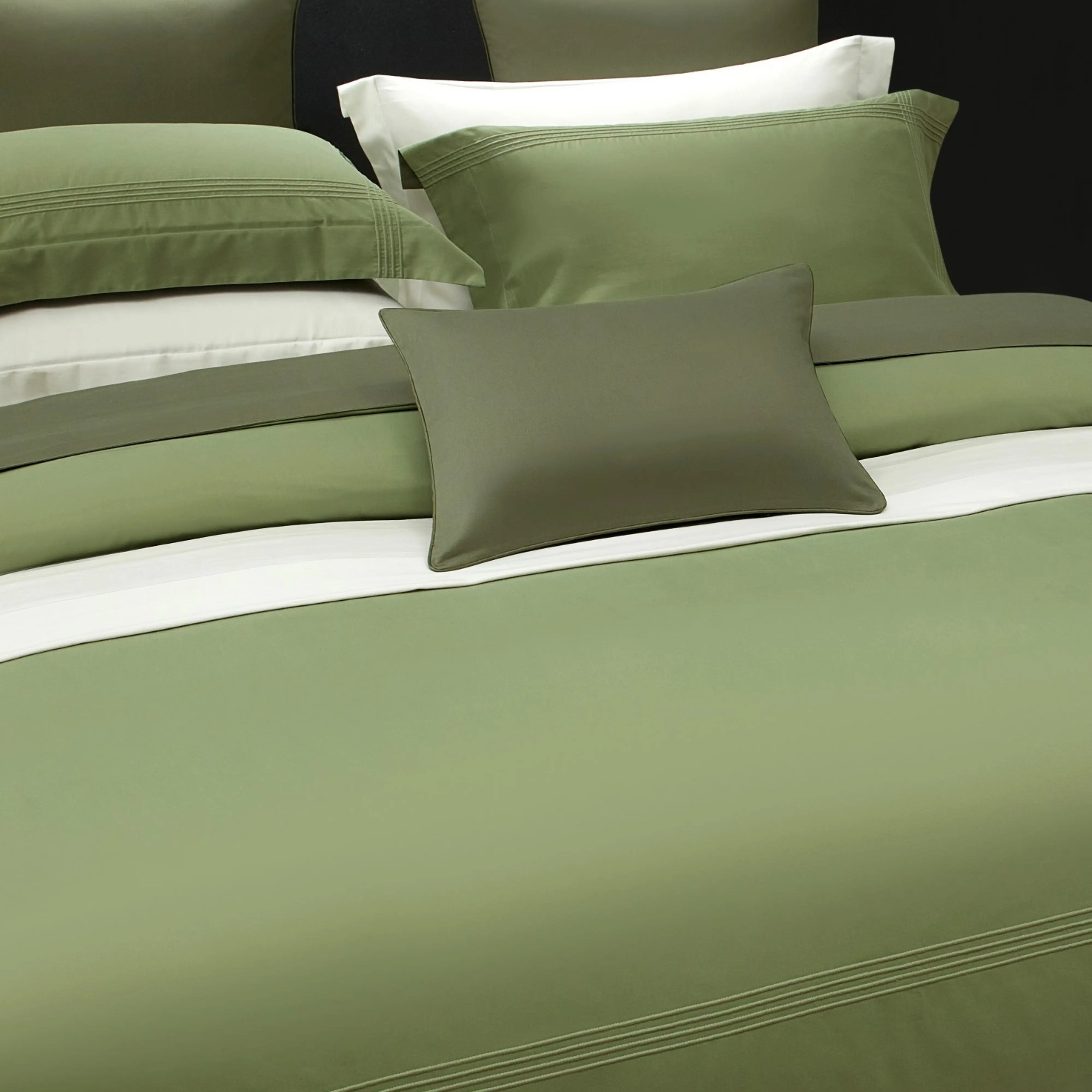 MOSS GREEN 600 THREAD COUNT DUVET COVER &amp; SHAMS