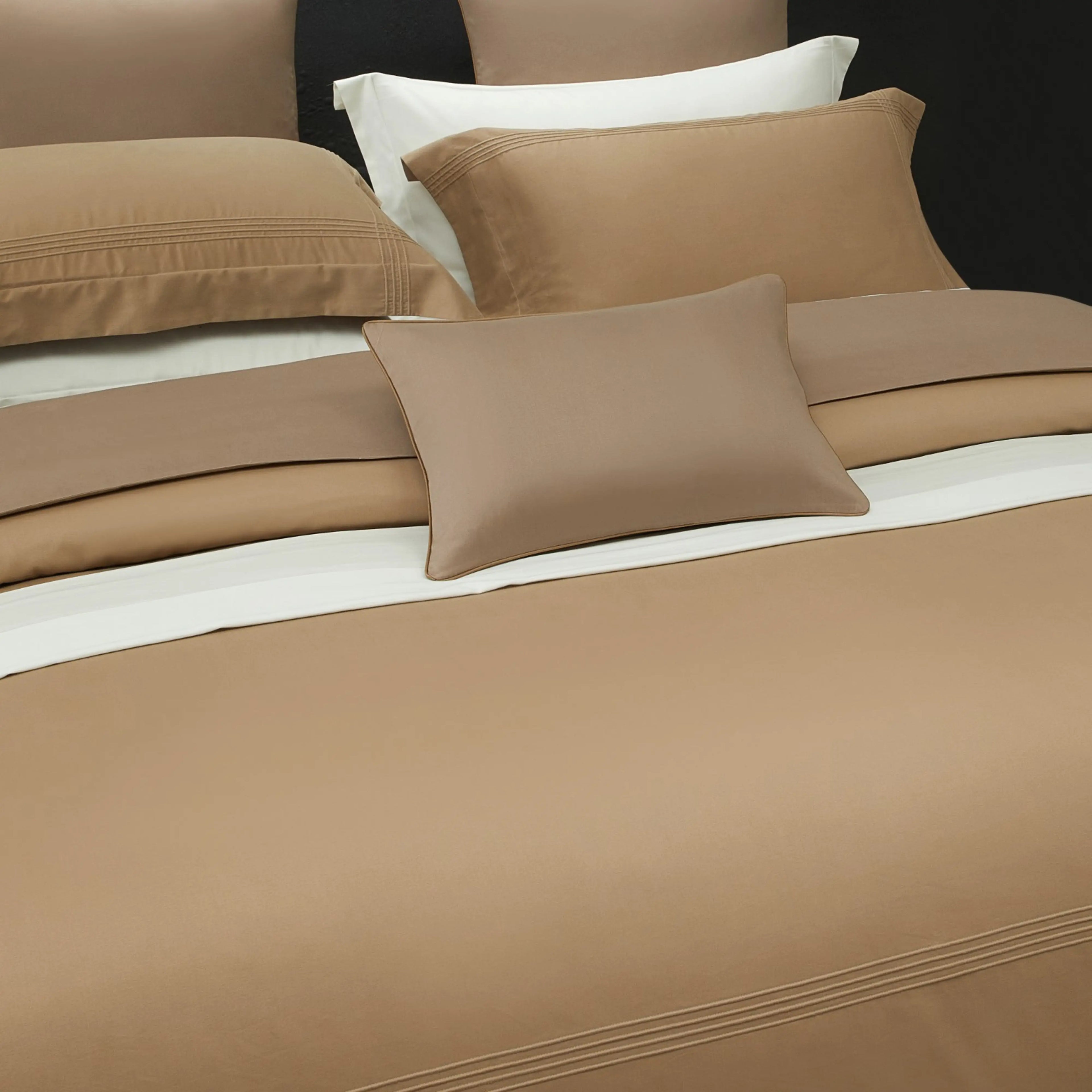 SANDSTONE BEIGE 600 THREAD COUNT DUVET COVER &amp; SHAMS