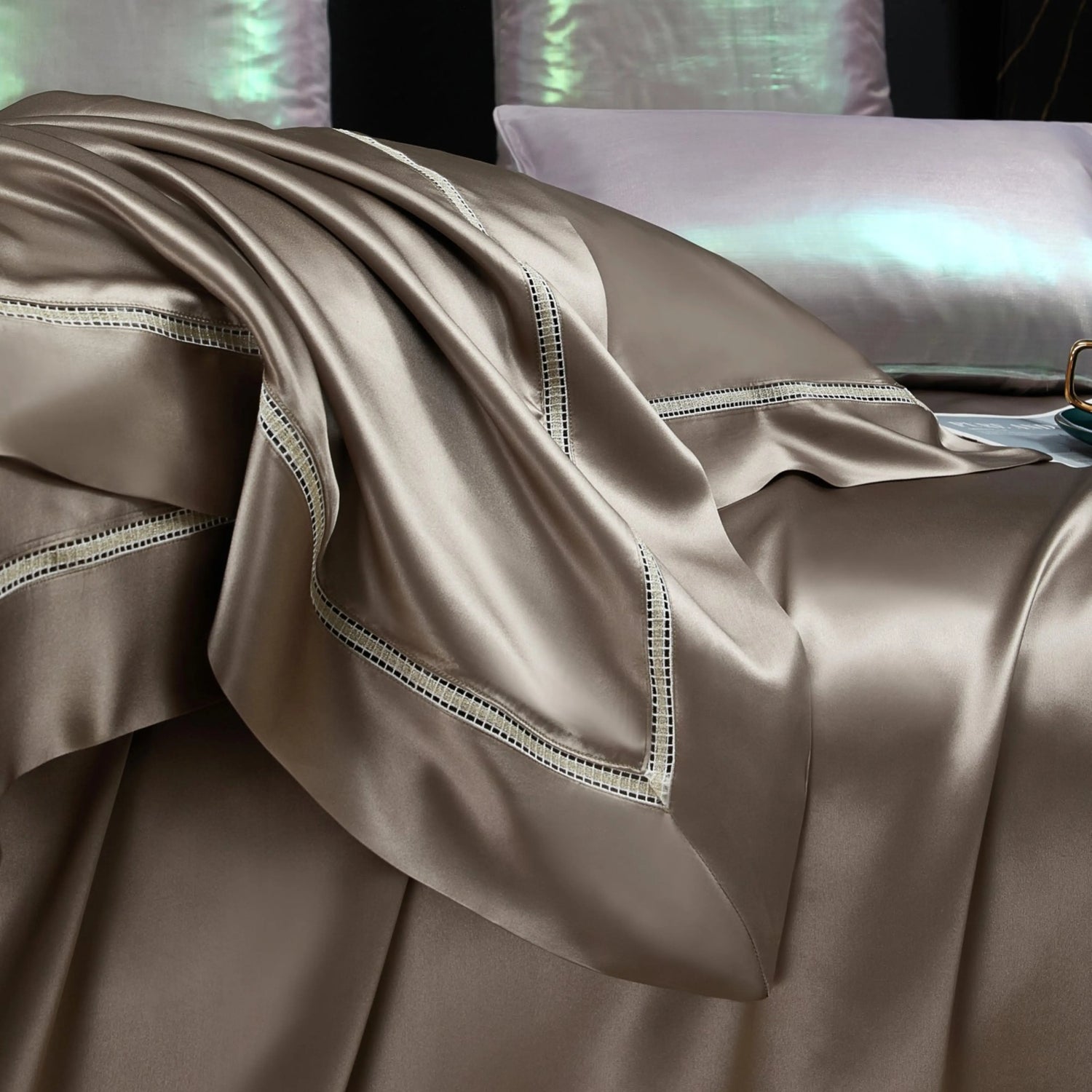 BRONZE MIST MULBERRY SILK DUVET COVER &amp; SHAMS