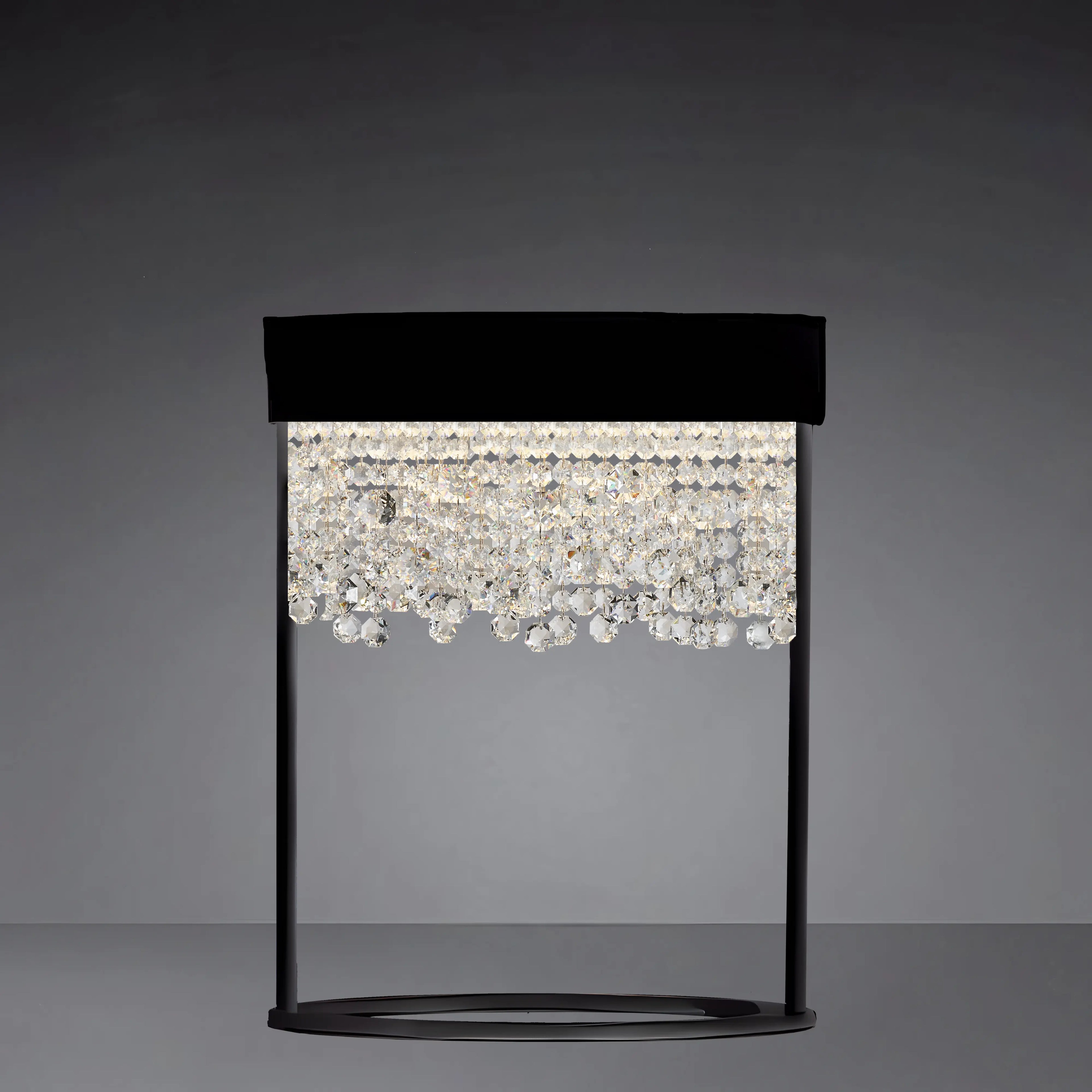 GLITZ TABLE LAMP