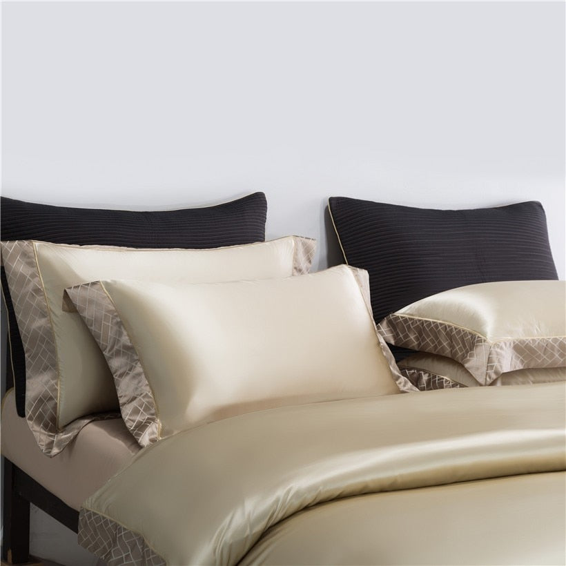 RILEY PREMIUM DUVET COVER &amp; SHAMS 1000TC