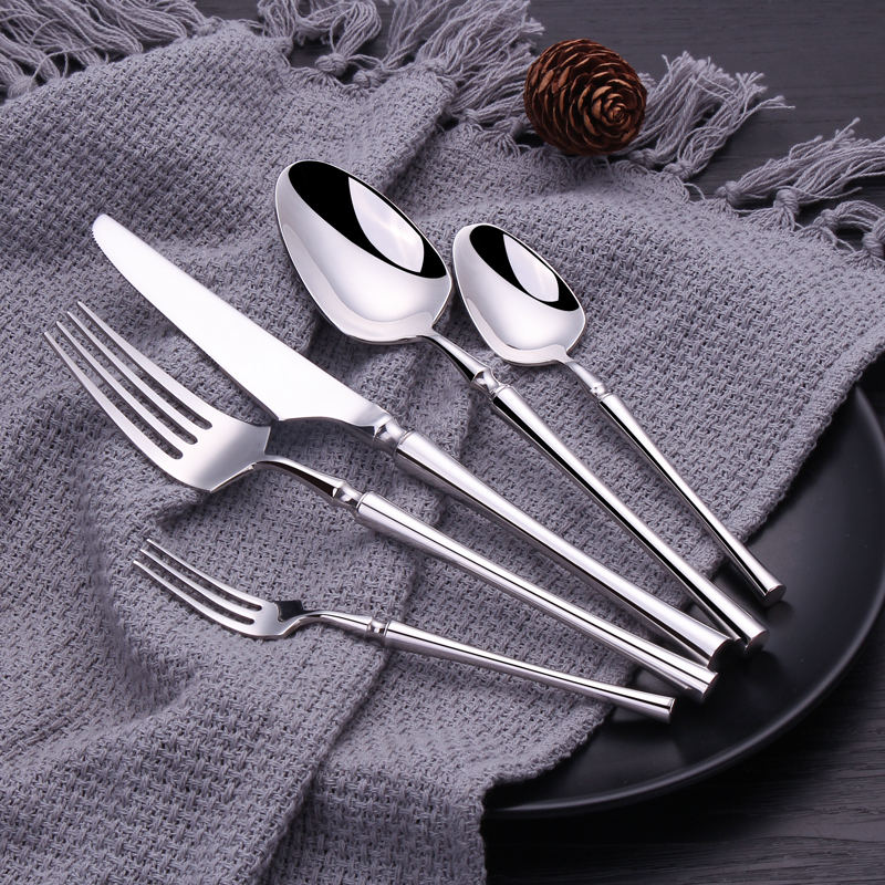 THEA CUTLERY SET