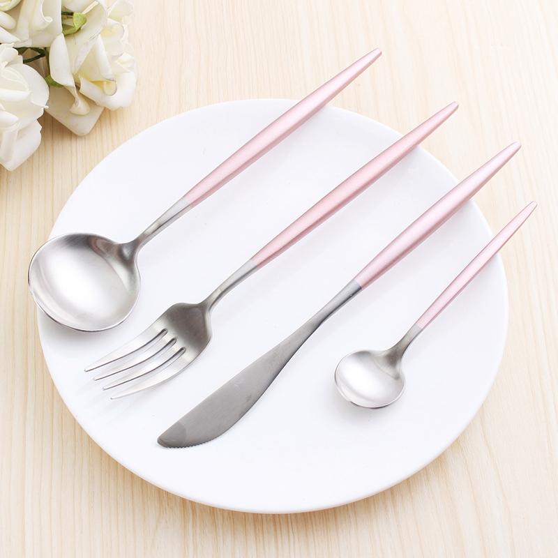 PARIS CUTLERY SET