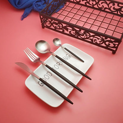 PARIS CUTLERY SET