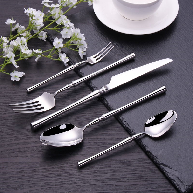 THEA CUTLERY SET