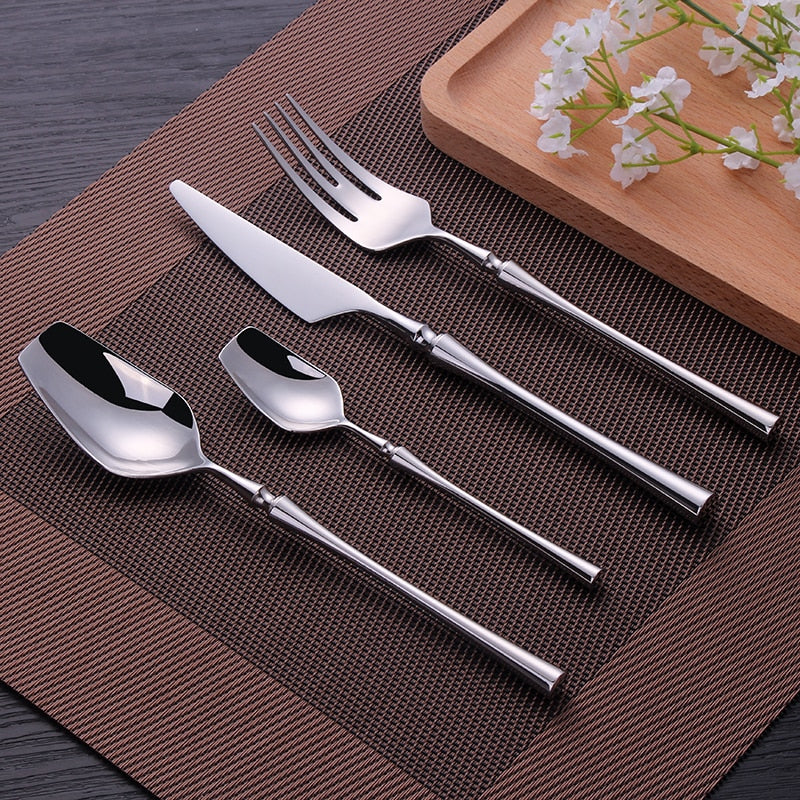 EGYPT CUTLERY SET