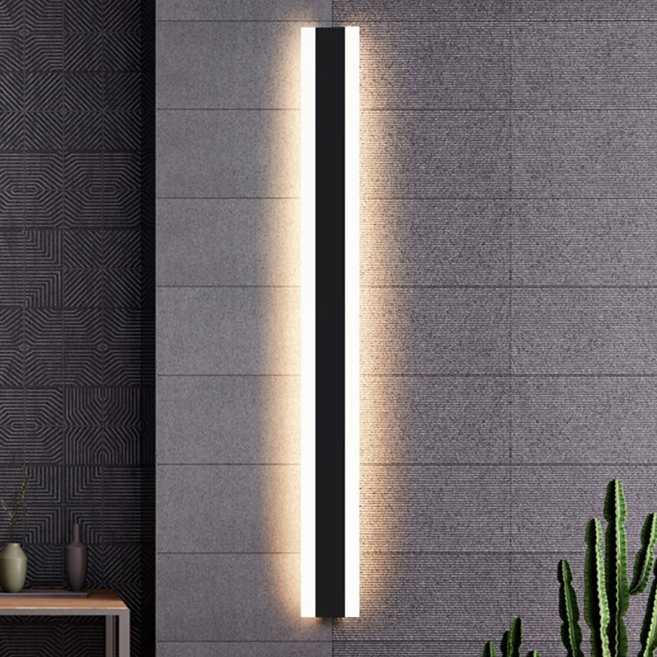 GARDEN STRIP LAMP