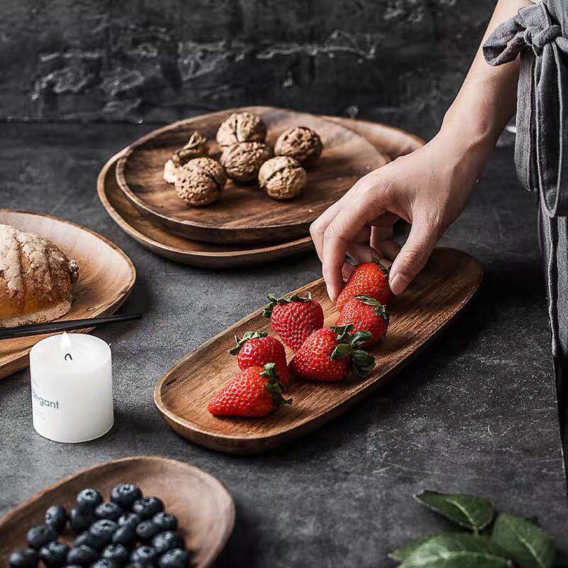 WALNUT SERVING PLATTER